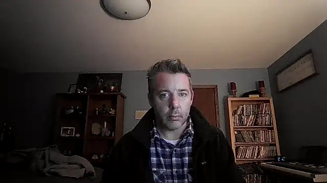 Snapshot of chrisw8140 chatting on 02.01.26 chrisw8140 online show from 02.01.26