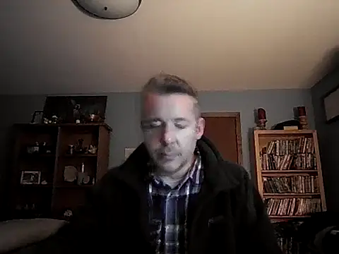 Snapshot of chrisw8140 chatting on 02.10.26 chrisw8140 online show from 02.10.26