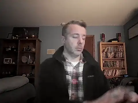 Snapshot of chrisw8140 chatting on 02.10.26 chrisw8140 online show from 02.10.26