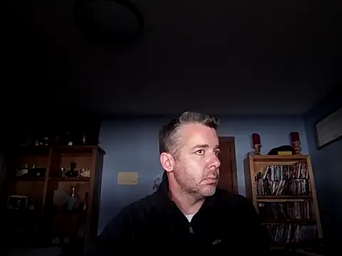 Snapshot of chrisw8140 chatting on 02.12.26 chrisw8140 online show from 02.12.26