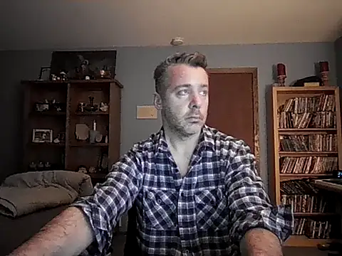 Snapshot of chrisw8140 chatting on 02.13.26 chrisw8140 online show from 02.13.26