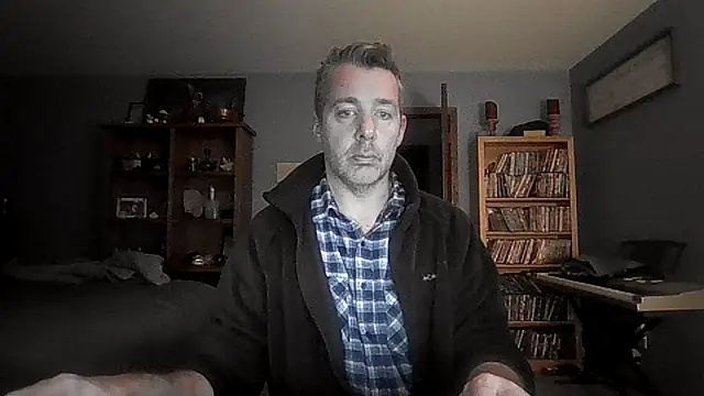 Snapshot of chrisw8140 chatting on 02.15.26 chrisw8140 online show from 02.15.26