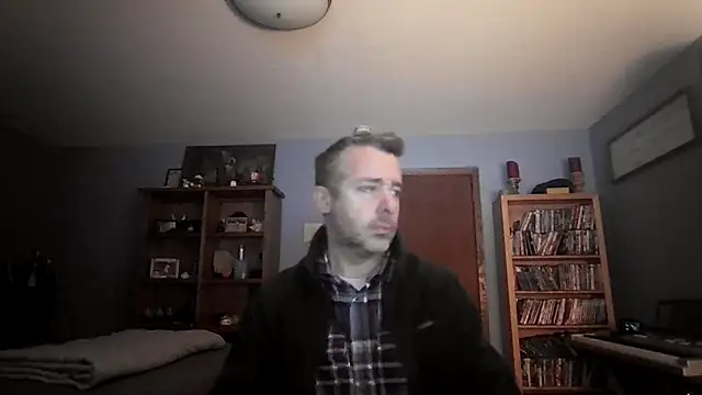 Snapshot of chrisw8140 chatting on 02.22.26 chrisw8140 online show from 02.22.26