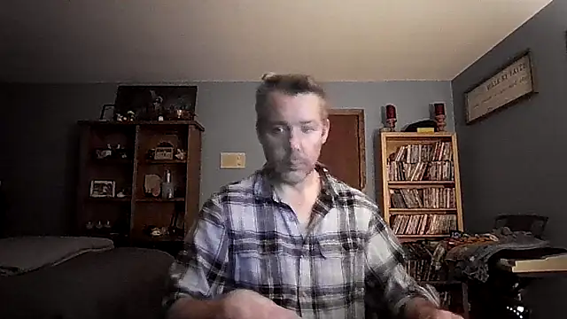 Snapshot of chrisw8140 chatting on 03.03.26 chrisw8140 online show from 03.03.26