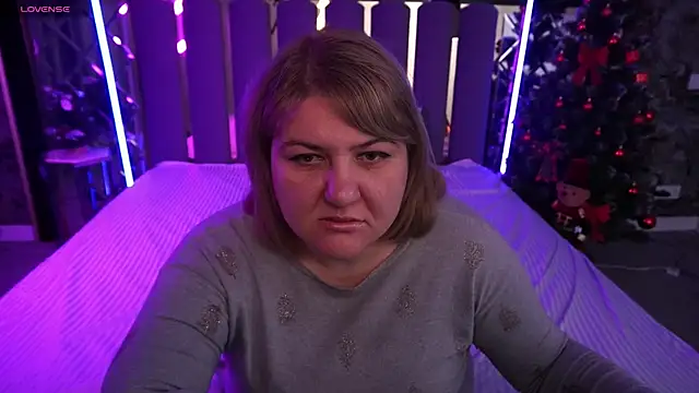 EmmaKanee online show from 01.13.26