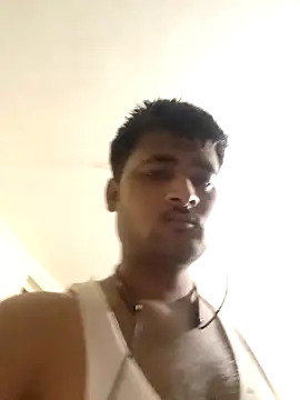 Snapshot of allumatar chatting on 06.04.26 allumatar online show from 06.04.26