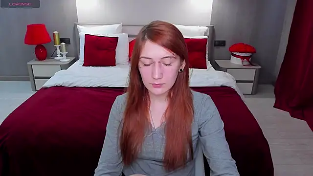 Snapshot of Polly_Sweet chatting on 02.05.26 Polly Sweet online show from 02.05.26