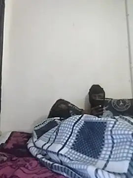 FINEBABYWOLF online show from 04.24.26