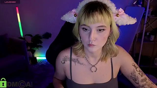 Roziett Belle online show from 03.30.26