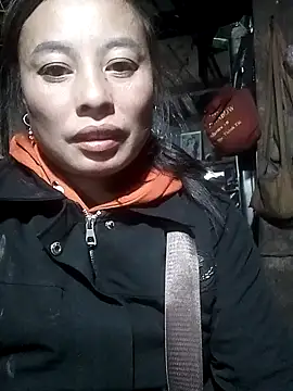 Snapshot of kaia-cam chatting on 01.12.26 kaia-cam online show from 01.12.26