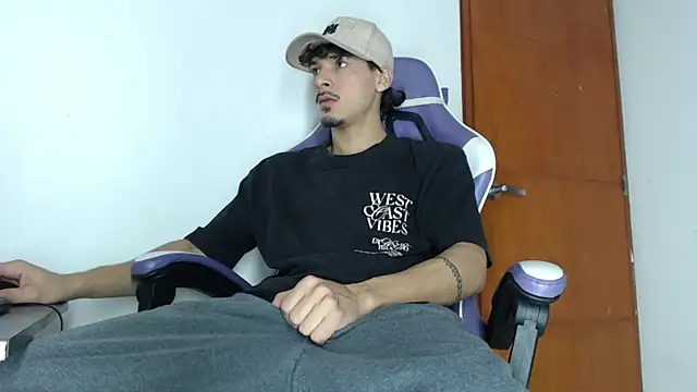 Yankees xxx online show from 03.20.26