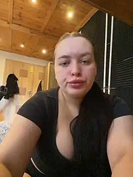 Snapshot of ElisonFox chatting on 01.15.26 ElisonFox online show from 01.15.26