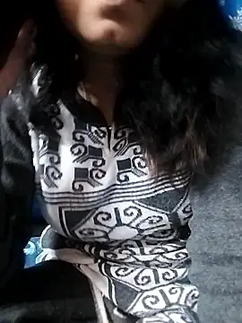 Snapshot of yaminicamms chatting on 01.14.26 yaminicamms online show from 01.14.26