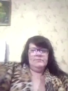 NysiOlsen online show from 04.14.26