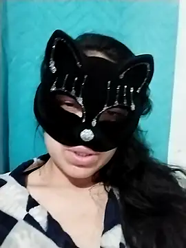 TWOLOVE16 online show from 02.16.26