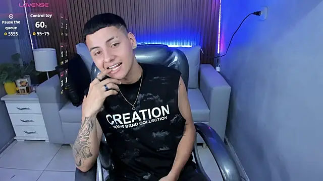 Liam9  online show from 02.25.26