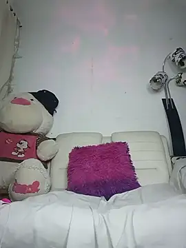Snapshot of ebonysummer_ chatting on 05.19.26 ebonysummer online show from 05.19.26