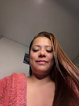 Snapshot of Pretty__Milf chatting on 04.19.26 Pretty Milf online show from 04.19.26