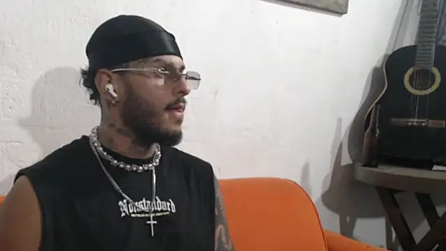 Snapshot of liyamjunior chatting on 02.19.26 liyamjunior online show from 02.19.26