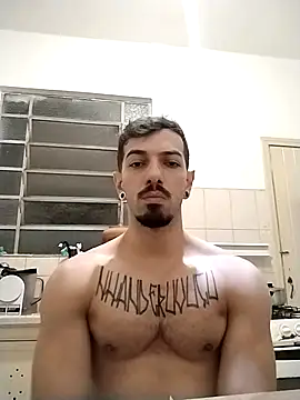 Snapshot of LuigiBoni chatting on 01.15.26 LuigiBoni online show from 01.15.26