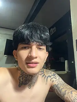 Snapshot of AnferniV chatting on 01.13.26 AnferniV online show from 01.13.26