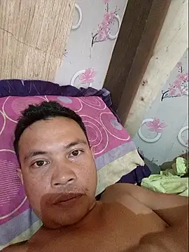 Snapshot of Andar072 chatting on 01.18.26 Andar072 online show from 01.18.26