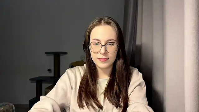 Snapshot of JanelleCourville chatting on 02.26.26 JanelleCourville online show from 02.26.26