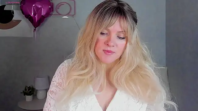 Snapshot of Victoria_Nelson chatting on 03.02.26 Victoria Nelson online show from 03.02.26