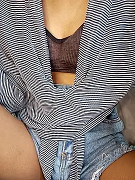 Zi zii online show from 02.08.26