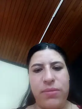 Snapshot of keileen_luna chatting on 05.12.26 keileen luna online show from 05.12.26