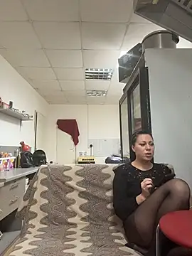 Snapshot of _Mila_Love chatting on 01.31.26 Mila Love online show from 01.31.26