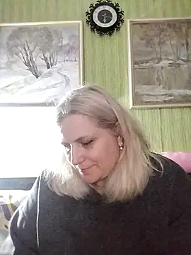 NyushaLollipop online show from 03.06.26