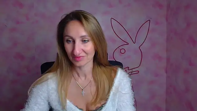 Diana Sweeet  online show from 04.25.26