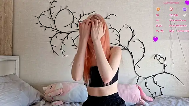 MisaMew online show from 02.11.26