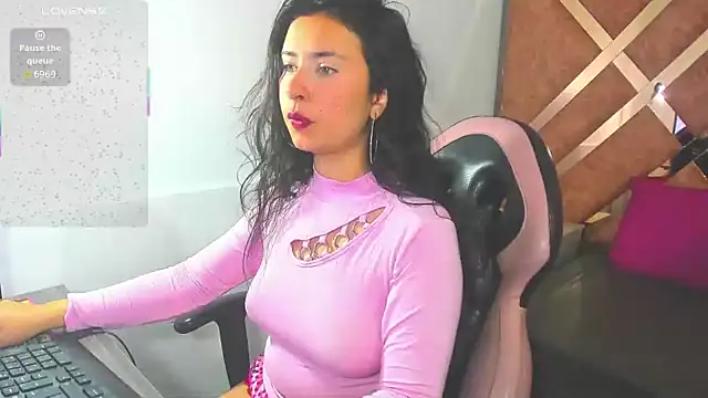 chrisstin foxx online show from 01.18.26