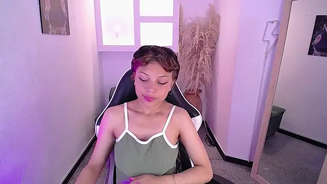 Snapshot of melodyy_as chatting on 01.15.26 melodyy as online show from 01.15.26