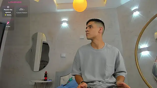 Snapshot of bastian_and_samantha chatting on 02.09.26 bastian and samantha online show from 02.09.26