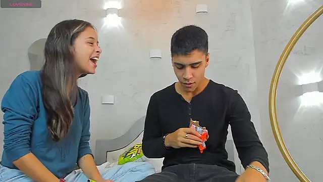 Snapshot of bastian_and_samantha chatting on 02.15.26 bastian and samantha online show from 02.15.26