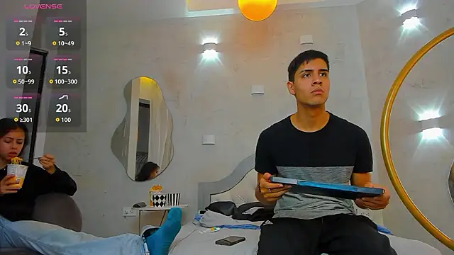 Snapshot of bastian_and_samantha chatting on 02.25.26 bastian and samantha online show from 02.25.26