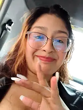 TatiJx Pink online show from 02.13.26