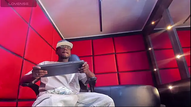 Snapshot of Jeff_Black99 chatting on 02.07.26 Jeff Black99 online show from 02.07.26