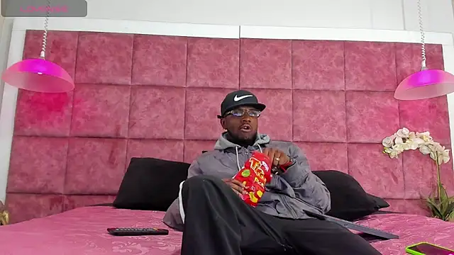 Snapshot of Jeff_Black99 chatting on 02.18.26 Jeff Black99 online show from 02.18.26