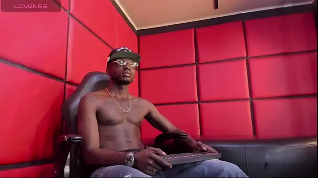 Snapshot of Jeff_Black99 chatting on 02.27.26 Jeff Black99 online show from 02.27.26