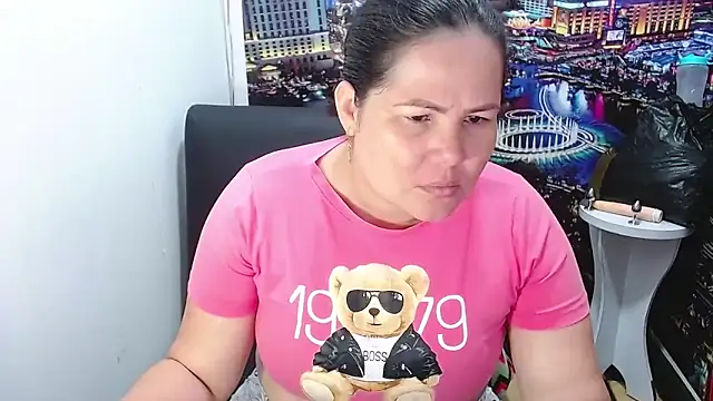 Snapshot of tila_nastyy chatting on 04.24.26 tila nastyy online show from 04.24.26