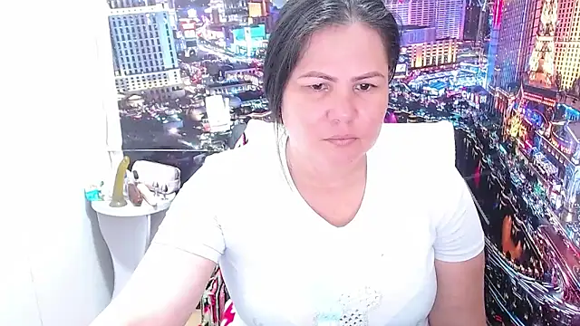 Snapshot of tila_nastyy chatting on 04.30.26 tila nastyy online show from 04.30.26