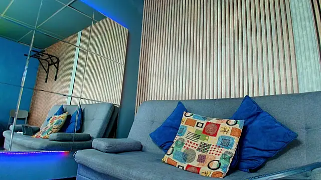 Vans Ross online show from 03.17.26