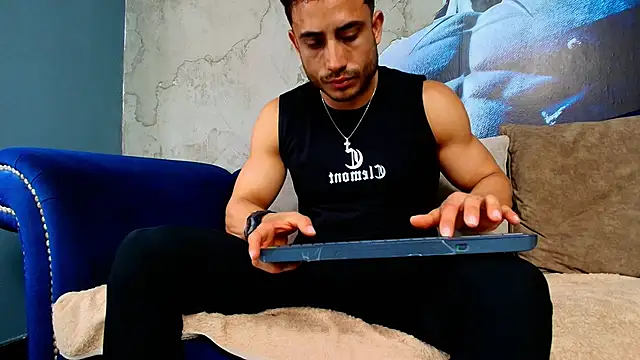 Snapshot of Vans_Ross chatting on 05.23.26 Vans Ross online show from 05.23.26