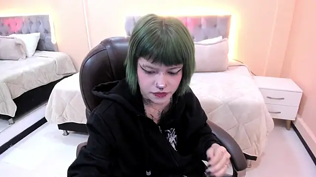 Bela Craxkerr online show from 02.24.26