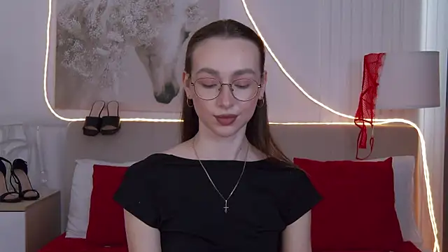 Emily Simon online show from 04.05.26