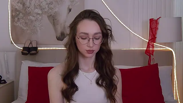 Emily Simon online show from 04.19.26